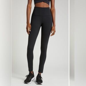 *SOLD ON EBAY* New Zella Live-in Leggings